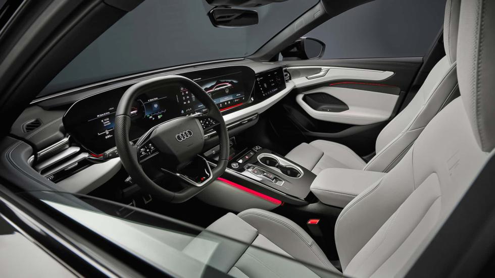 Ντεμπούτο για το νέο Audi A6 Avant με έως 367 ίππους